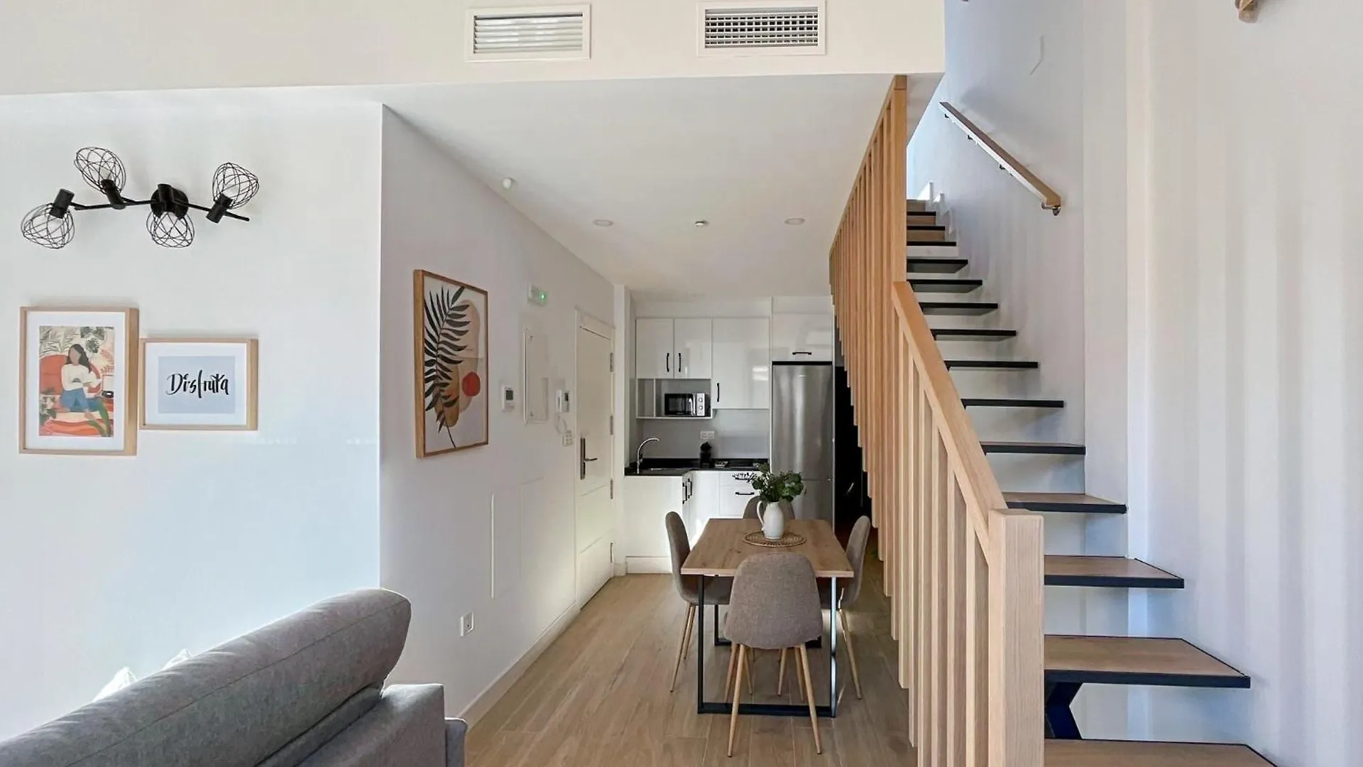 Picu Home Malaga Apartment
