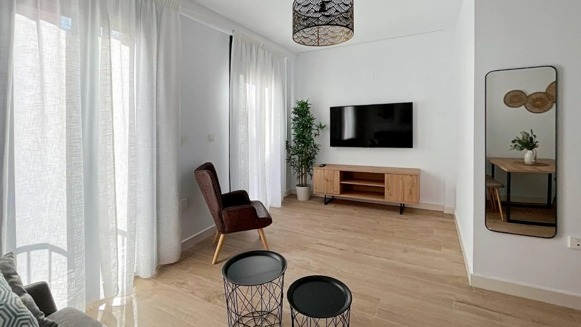 Picu Home Malaga Apartment